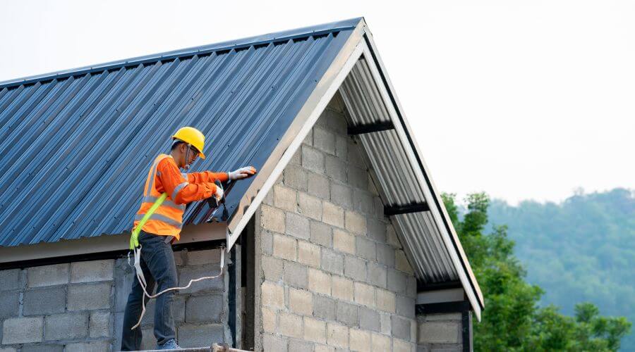 Professional residential roofers in Marne, IA
